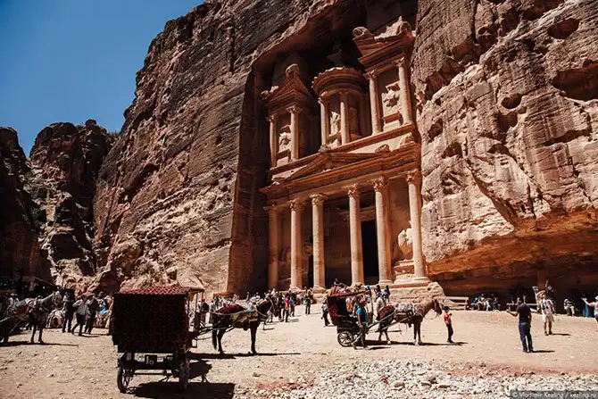 Путешествие по сказочной Петре