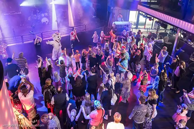 Как устроен самый современный паром на Балтике