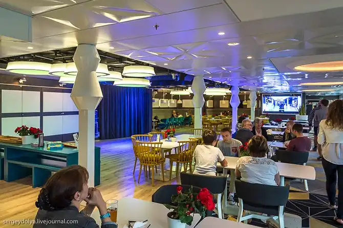 Как устроен самый современный паром на Балтике