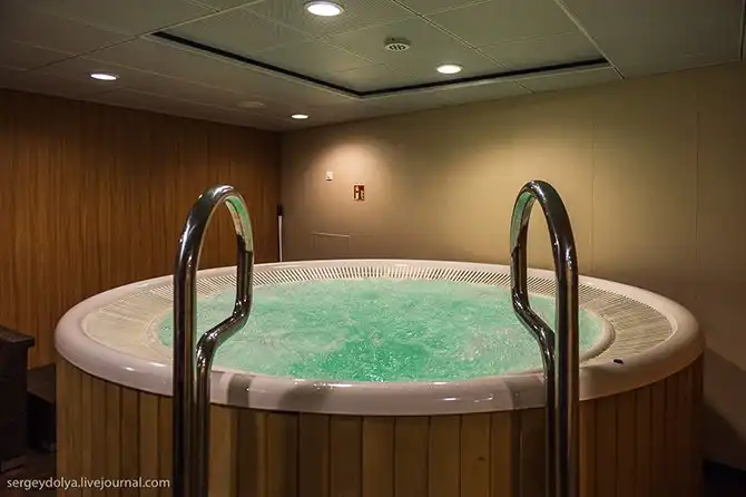 Как устроен самый современный паром на Балтике