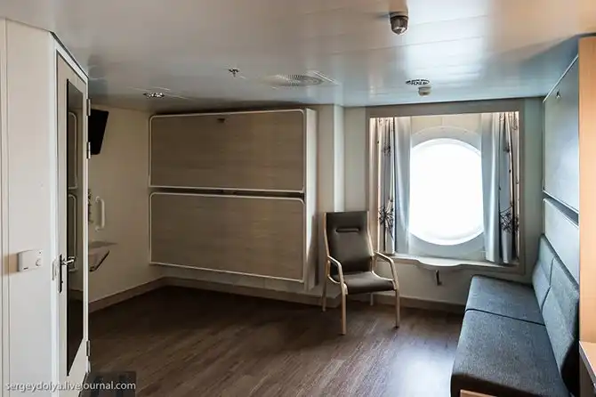 Как устроен самый современный паром на Балтике