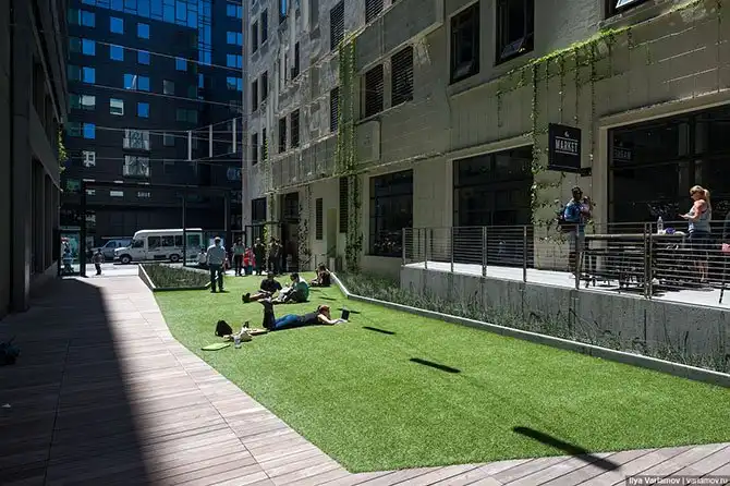 Прогулка по офису