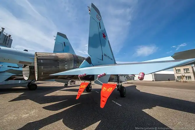 Как производят истребители Су-35