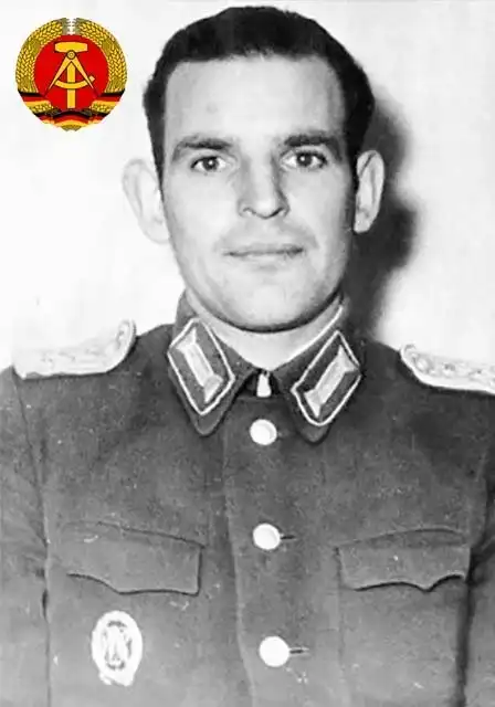 А в общем, надо просто помнить долг...