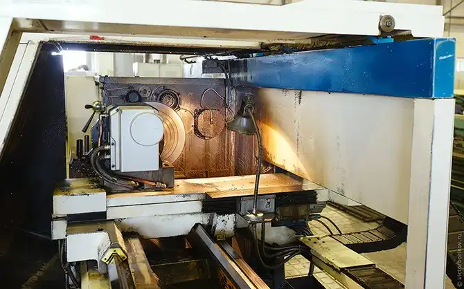 Как выкачивают нефть из скважины