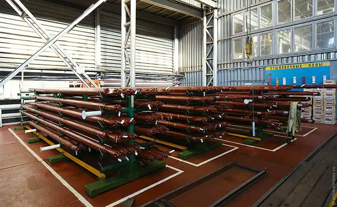 Как выкачивают нефть из скважины