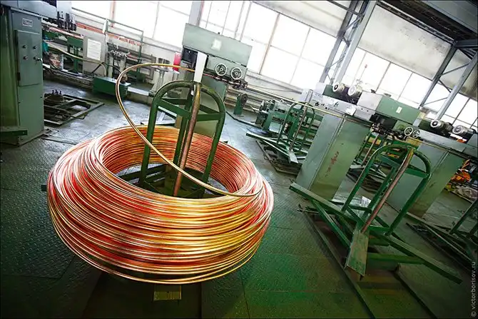 Как выкачивают нефть из скважины