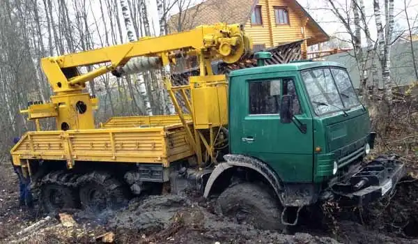 Бурильно-крановая машина КАМАЗ 43118 с БКУ KANGLIM KS-2056