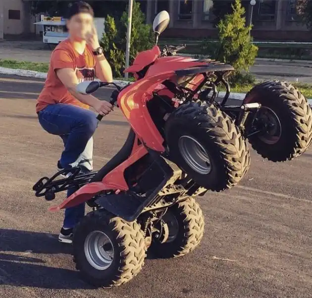 В Севастополе за езду без прав попался 14-летний сын гендиректора «Запад Транснефтепродукт»