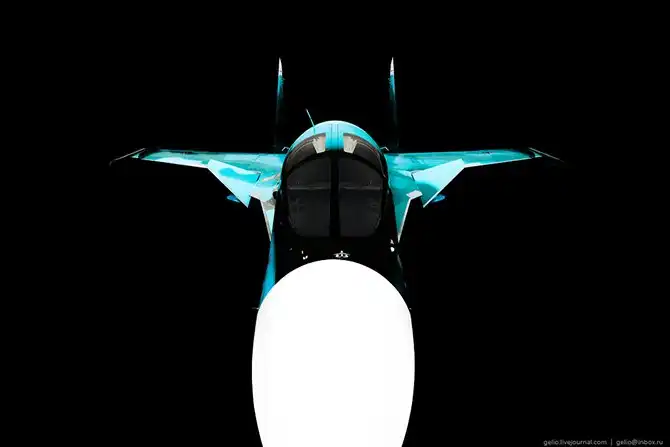 Производство фронтового бомбардировщика Су-34