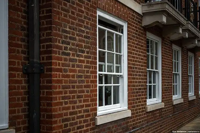 Старый Лондон в новом Лондоне