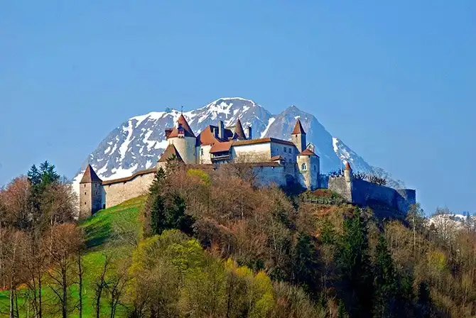 12 главных мистических мест Европы