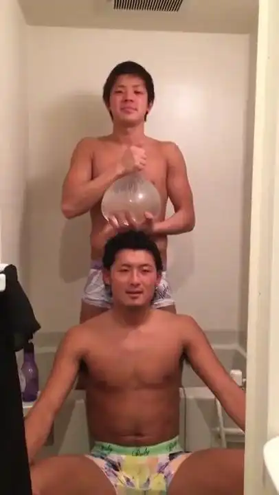 Новая японская забава - Condom Head Challenge