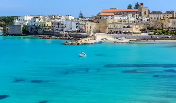 15 мест, которые стоит посетить, пока их не заполнили туристы