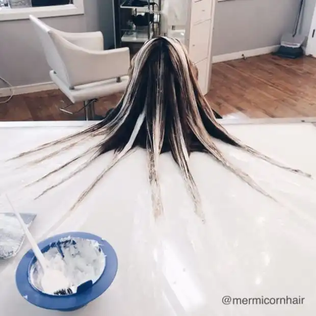 Парикмахеры придумали, как сделать прическу похожей на волосы русалки Ариэль