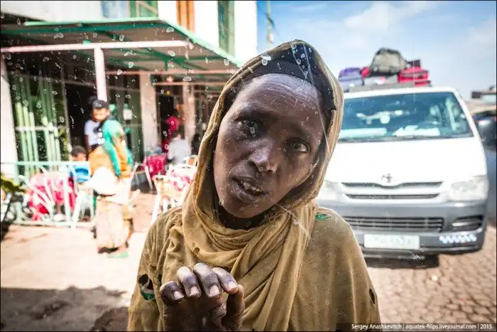 Нация попрошаек