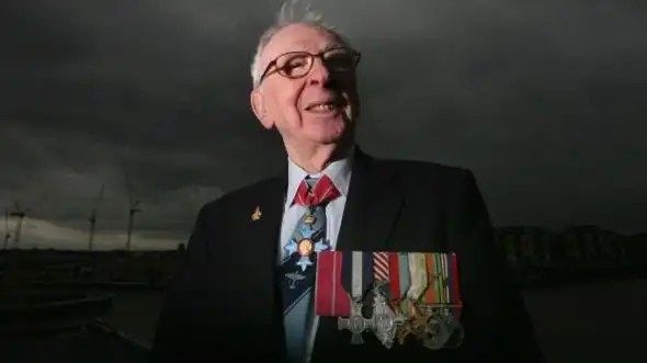 Умер легендарный британский летчик эрик браун