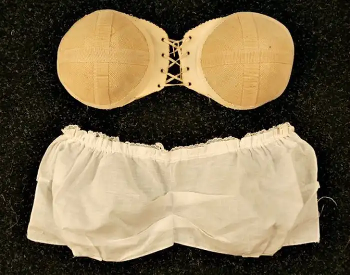 История женского коварства: как увеличивали грудь столетие назад