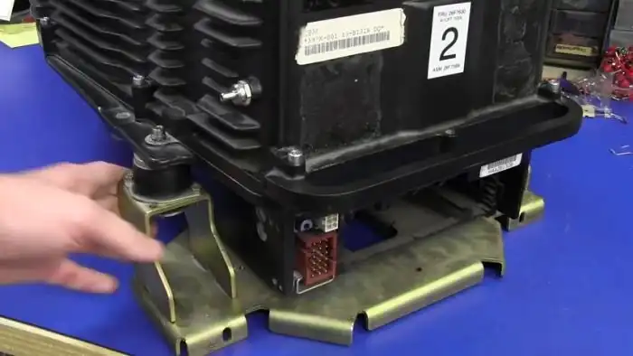 Старый 36-килограммовый жесткий диск особо большого объема