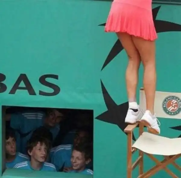 Тяга к прекрасному, или "Ну и куда пялимся, мужики?"