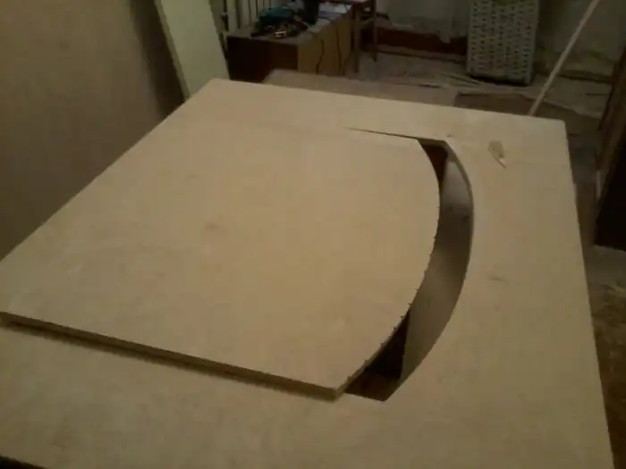 Самодельная кроватка-замок для любимой дочери