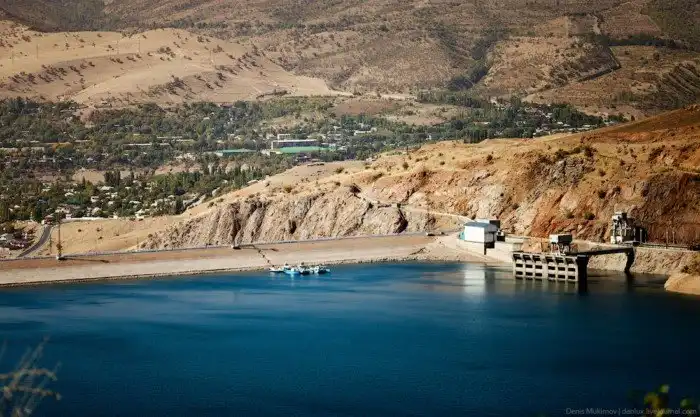 Горная жемчужина Узбекистана: Чарвакское водохранилище