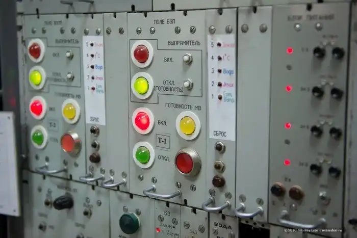 Экскурсия в Институт Ядерной Физики