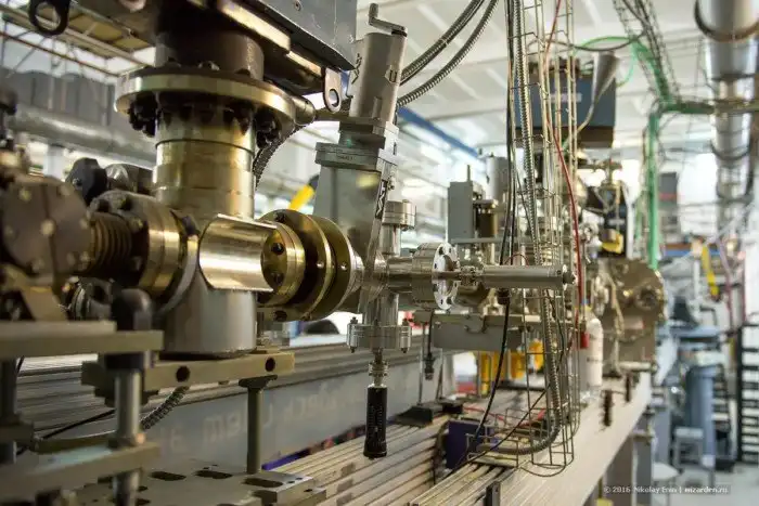 Экскурсия в Институт Ядерной Физики