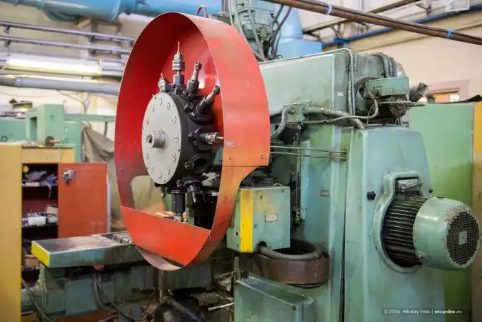 Экскурсия в Институт Ядерной Физики