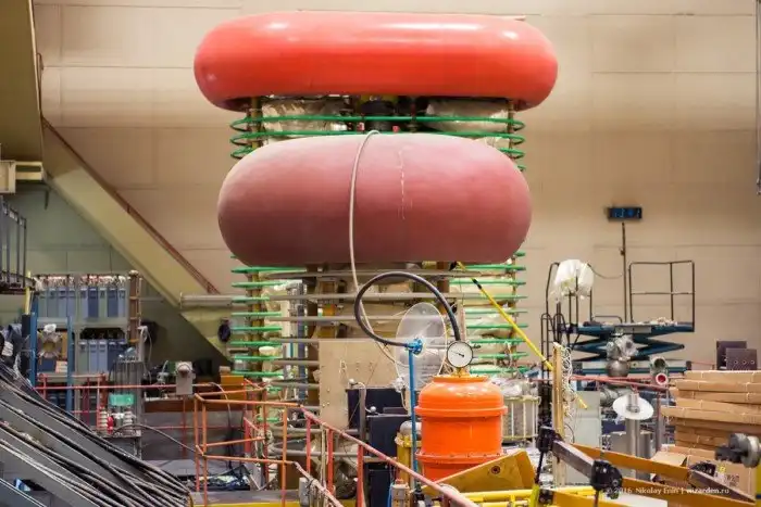 Экскурсия в Институт Ядерной Физики