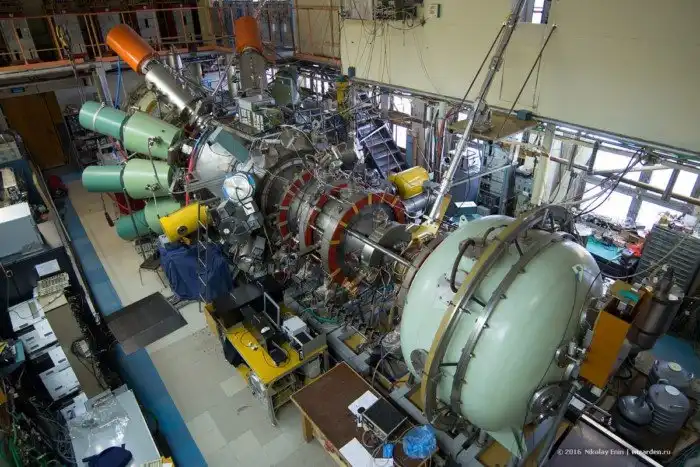 Экскурсия в Институт Ядерной Физики