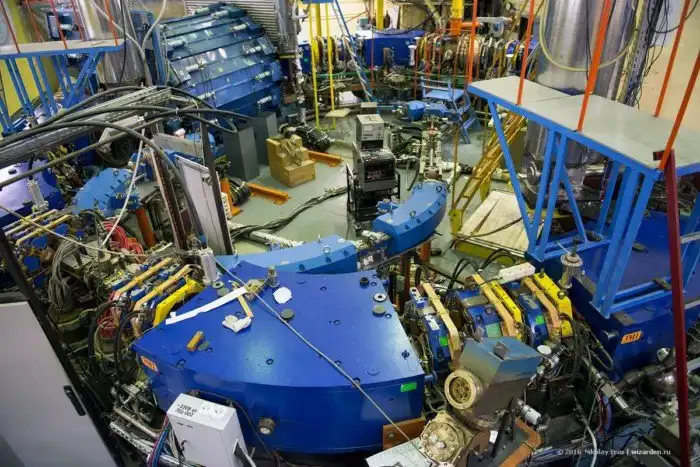 Экскурсия в Институт Ядерной Физики