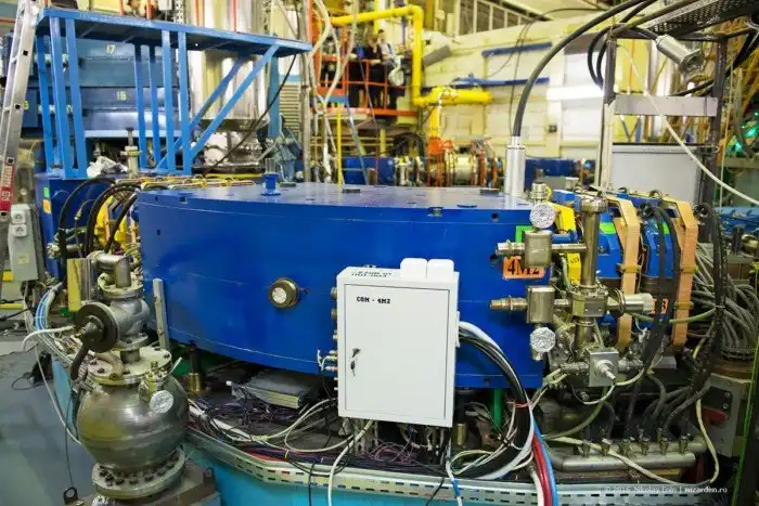 Экскурсия в Институт Ядерной Физики