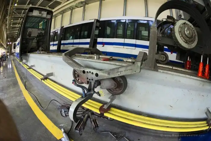 Как устроено депо монорельса