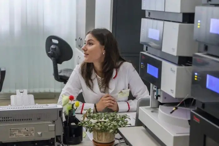 Как работает крупнейший нефтеперерабатывающий завод в России