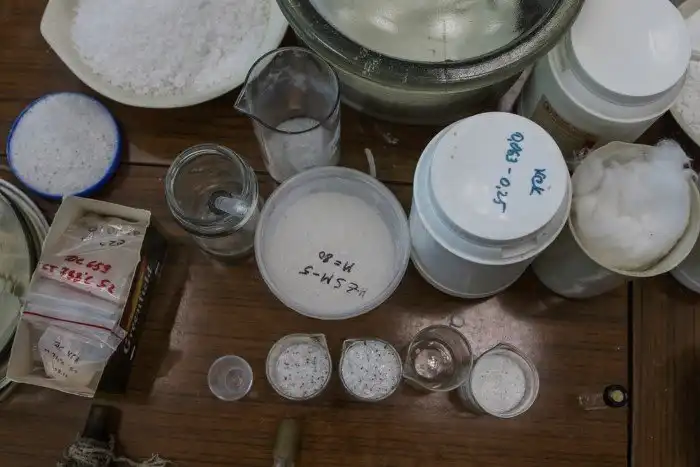 Как работает крупнейший нефтеперерабатывающий завод в России