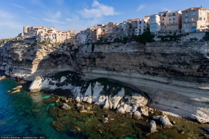 Потрясающие виды Корсики и Сардинии с дрона