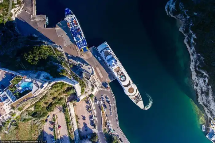 Потрясающие виды Корсики и Сардинии с дрона