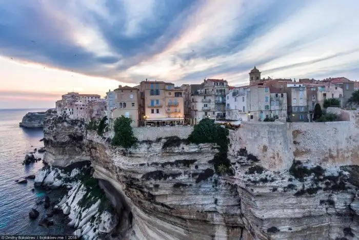 Потрясающие виды Корсики и Сардинии с дрона