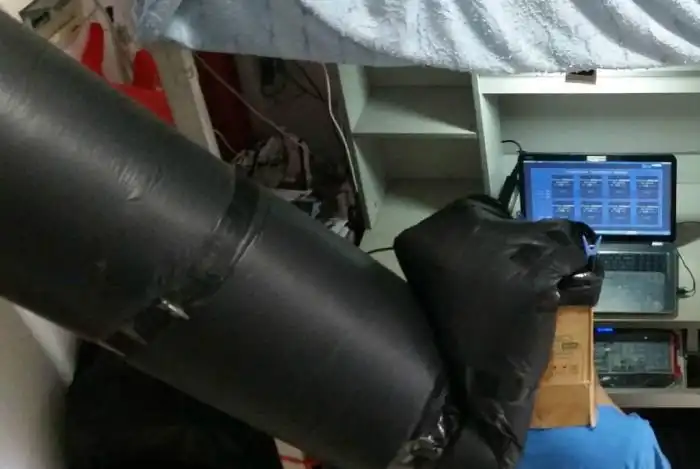 Как спастись от курящих соседей по комнате