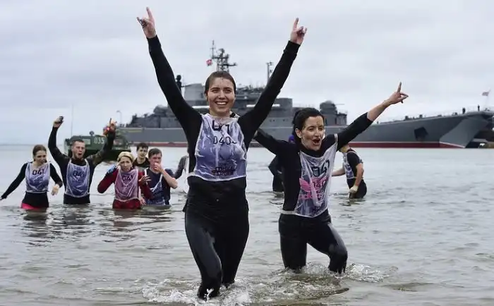 Во Владивостоке прошла военно-спортивная игра «Гонка героев»