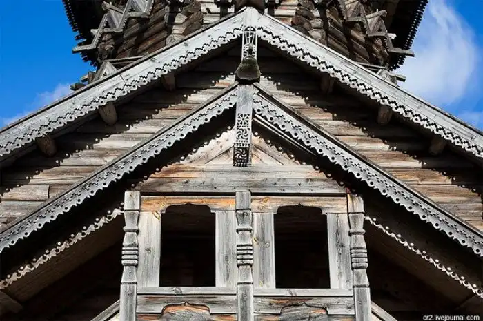 Уникальные древние деревянные церкви Карелии