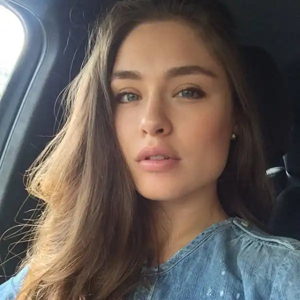 Девушки с естественной красотой