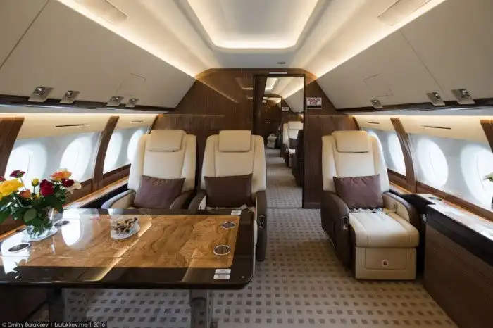 На чём летают арабские шейхи и российские олигархи