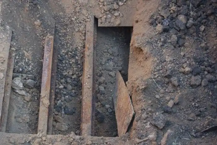 Раскопки немецкого подземного бункера в Ростовской области