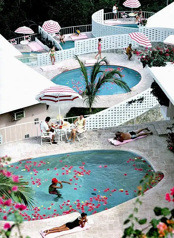 Как отдыхали сливки американского и европейского общества в 1960-х годах