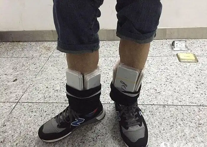 В китайском Шэньчжэне у контрабандистов изъяли 400 смартфонов iPhone 7