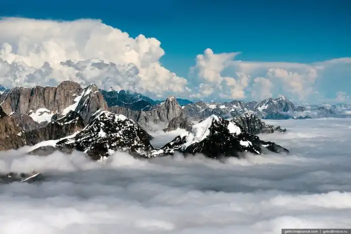 Полёт над горой Денали на Аляске