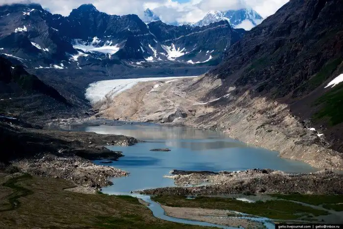 Полёт над горой Денали на Аляске