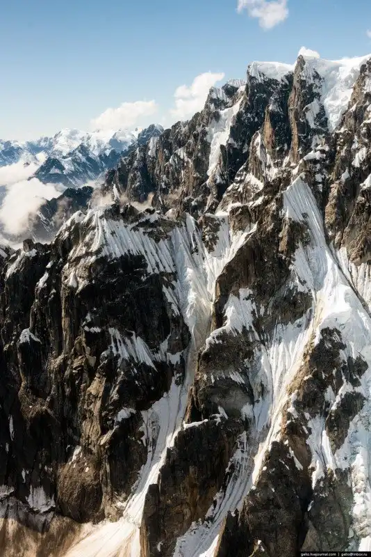 Полёт над горой Денали на Аляске